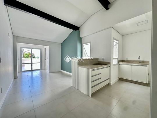 Cobertura com 1 quarto e 72m² para alugar em Lagoa da Conceição, Florianópolis. - Photo 1