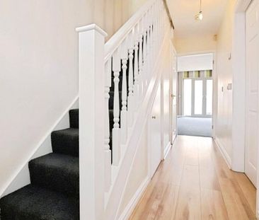 3 bedroom semi-detached house to rent - Photo 6