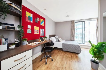 Gold Studio - Photo 4