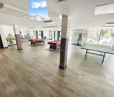 Room With Shared Facilities Inc Gym - Spring Place - Dumfries Stree... - Photo 1