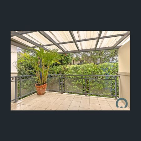 Conveniently located with prized LUG - Photo 4