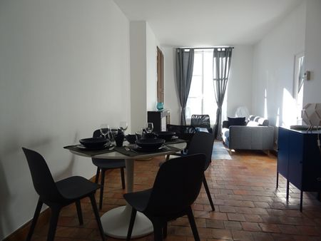 Location Appartement 2 Pièces 45 m² - Meublé - Photo 2