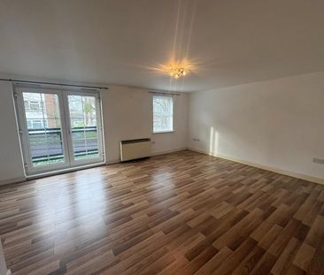 Bell Chase, Aldershot, GU11 - Photo 2