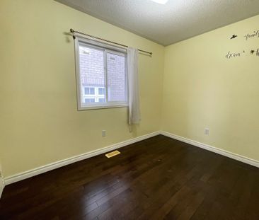 For Lease - 231 Madison Heights Boulevard, Markham, Ontario - Photo 1