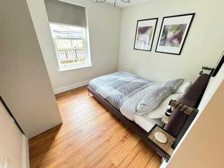 2 bedroom apartment to rent - Photo 4