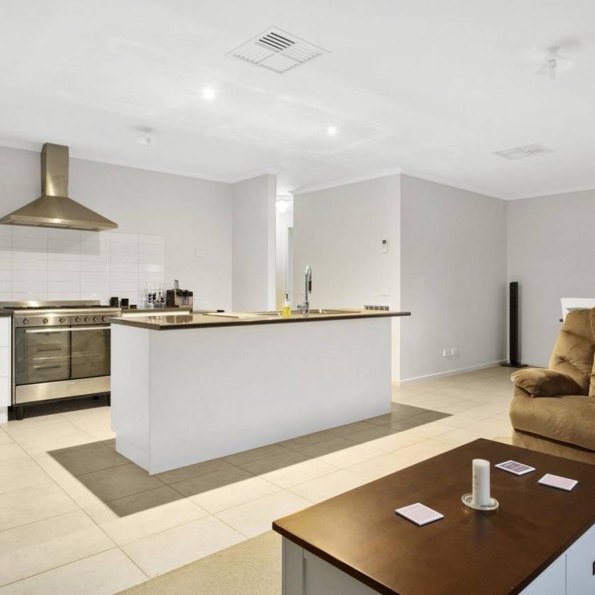 Immaculate family home in Epsom - Photo 1