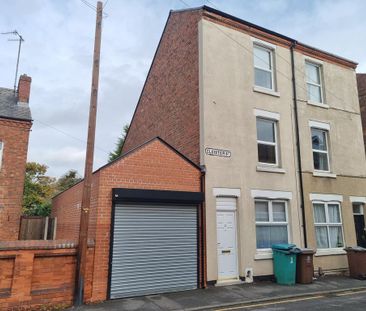 2 bedroom end of terrace house to rent - Photo 5