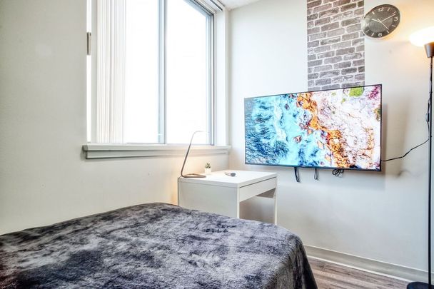 Flex Basic - Lees Ave - Photo 1