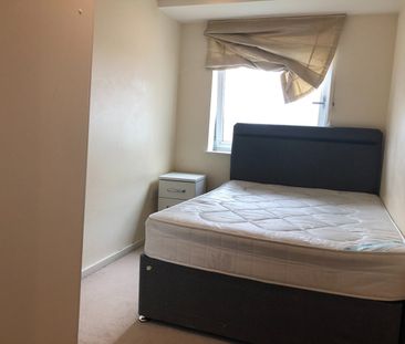 Room in a Shared Flat, Masshouse Plaza, B5 - Photo 4