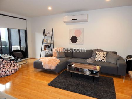 2Bedrooms, 2Bathrooms - Photo 2