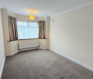 2 bedroom semi-detached bungalow to rent - Photo 2