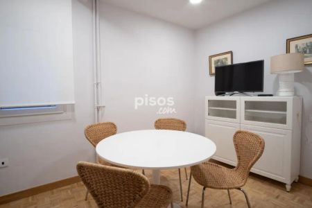 Piso en alquiler en Avenida del Acueducto - Photo 2