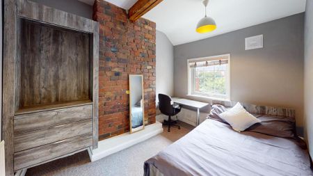 6 bedroom house to rent - Photo 3