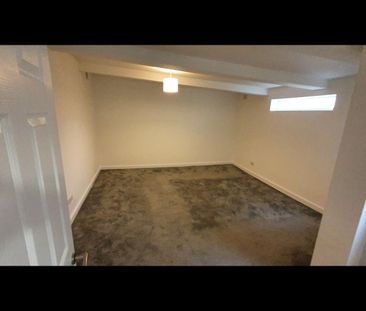 1 Bed Flat, Lewes Road, BN2 - Photo 1