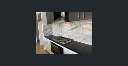 Beautiful Family Home! - Photo 4