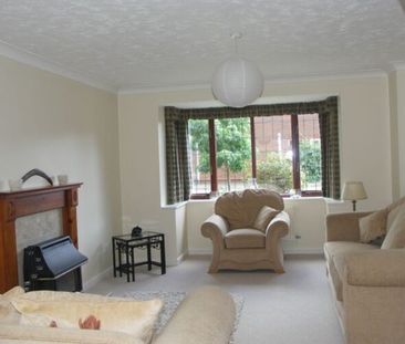 4 bedroom detached house to rent - Photo 6