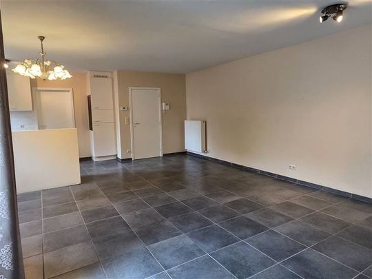 Appartement te huur - Photo 1