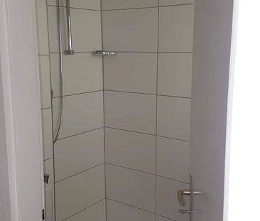 Joli studio au 2ème étage situé au coeur de Boudry - Photo 4