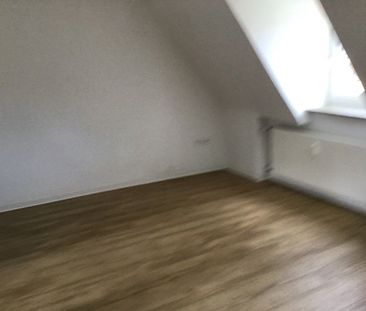 Schöne, renovierte DG-Wohnung in Eichholz - Photo 1