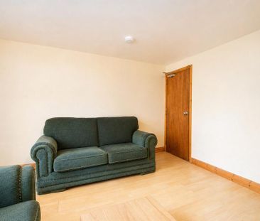 5 bedroom house to rent - Photo 1