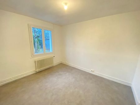 Location Maison 4 Pièces 90 m² - Photo 3