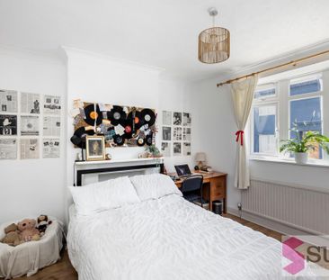 4 bedroom terraced house to rent - Photo 4