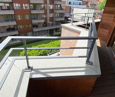 Appartement te huur in Oudergem voor € 1.650 met 3 slaapkamers - Photo 5