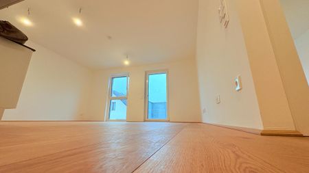 Balkonwohnung mit höchstem Wohnkomfort und modernster Küche auf 1,5 Zimmer, Stellplatz sogar erwünscht!! - Photo 2