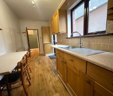 93 Kilburn Street, Belfast, BT12 6JT - Photo 4