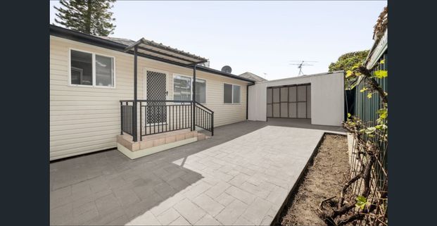 3 Bedroom Family Home - Photo 1