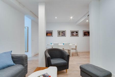 Cozy room in Fernán Gonzalez Street - Photo 3