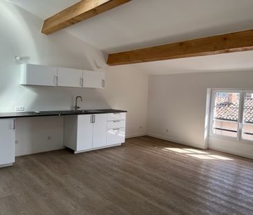Location Appartement 4 pièces 79m² BRIGNOLES 83170 - Photo 5