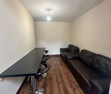 4 Bed Semi-Detached House, Bonnington Road, LE2 - Photo 1