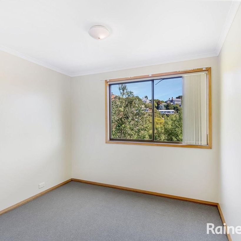 7/28 Waterworks Road, Dynnyrne, TAS 7005 - Photo 1