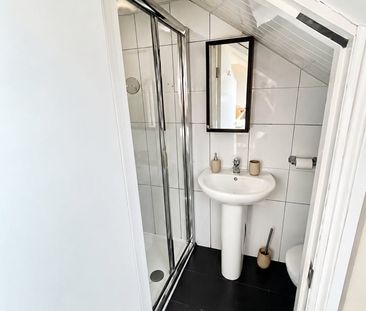 Room in a Shared House, Springfield Road, E17 - Photo 5