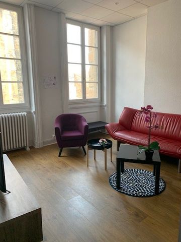 : Appartement 135.0 m² à ST ETIENNE - Photo 3