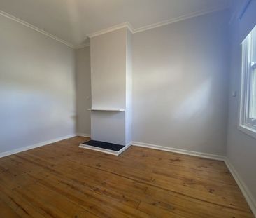 Neat & Comfortable - Photo 3