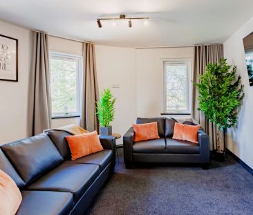 Platinum Ensuite - Photo 2