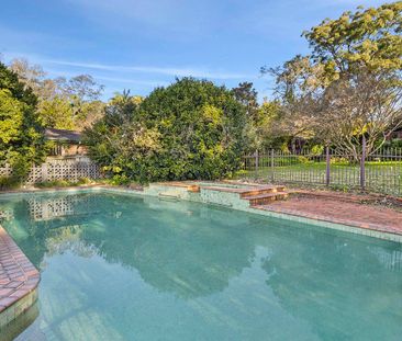 IDEALLY LOCATED FAMILY HOME (6 MONTH LEASE) - Photo 4