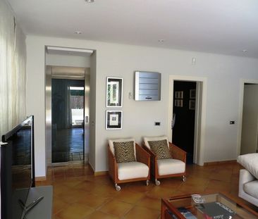 3 Bedrooms Villa in Albir Alicante (Costa Blanca) - Photo 4