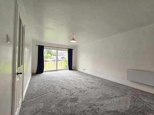 Belworth Court, Cheltenham - Photo 1