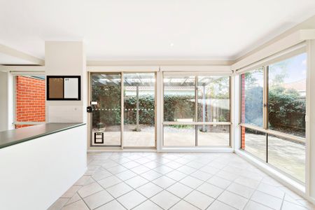 18 Mary Court, Mornington. - Photo 4