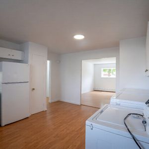 2 Beds 1 Bath - 45 Boulevard Fortin, Granby - Photo 3