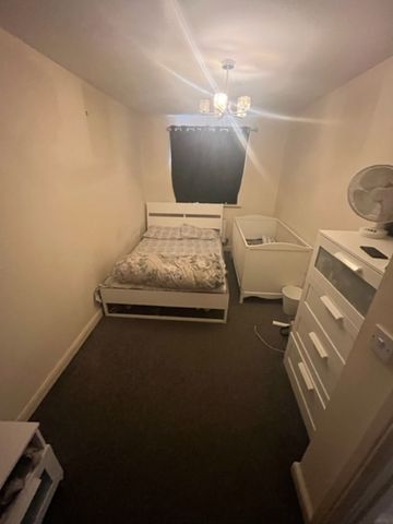 2 bed ground floor flat to rent in Palatine Street, Manchester, M34 - Photo 3