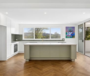 Freshly Renovated Upper Duplex with Coastal Lifestyle Appeal - Util... - Photo 4