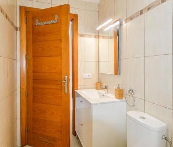 Centrally located 2-bedroom apartment in Arguineguin - Photo 5