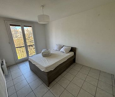 SALON DE PCE - T4 en location meublée - 71.28m2 - Photo 3