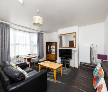 5 Bed Terraced House, Upper Lewes Road, BN2 - Photo 1