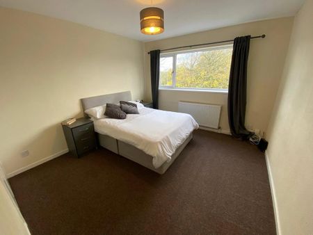 3 bedroom terraced house to rent - Photo 5