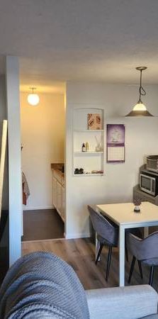 VGH – Lovely Studio Suite – Available Jan. 1st!(1233 W. 11 Ave) - Photo 1